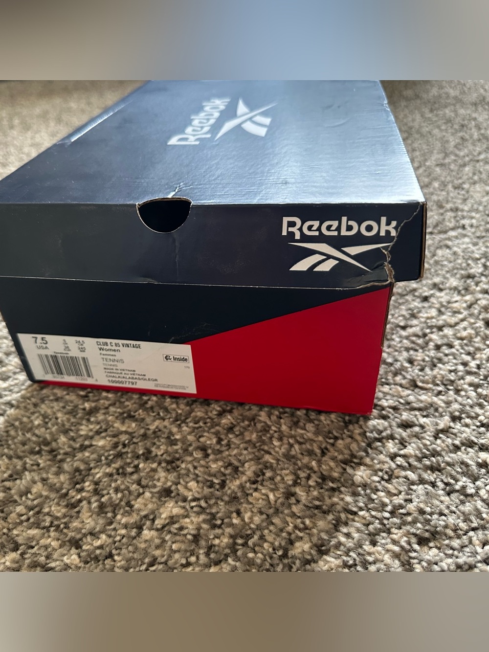 Reebok Club C Leather Sneakers in Off-White with Green Logo - Picture 10 of 11
